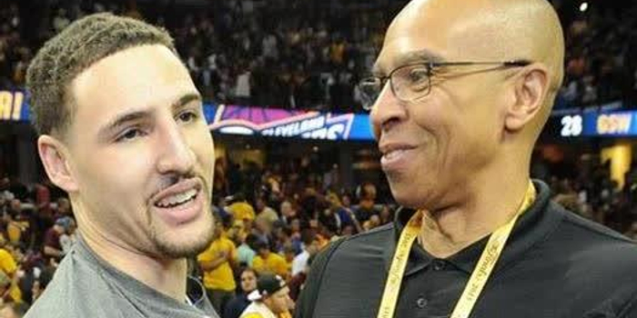 出牌权且队 出牌权且队